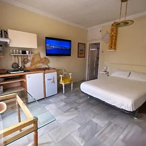 Gibralfaro Turistico Cerca De La Playa Apartamento